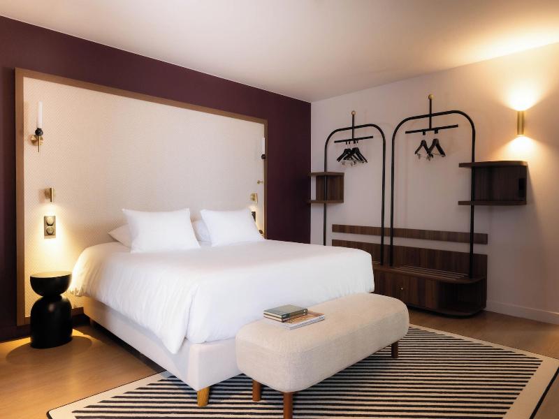 Hôtel 2m, The Originals Relais image