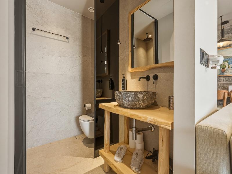 Volta Seaside Boutique Hotel image