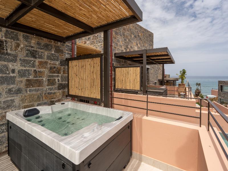 Volta Seaside Boutique Hotel image