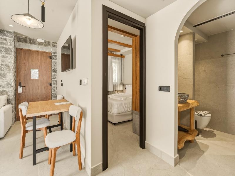 Volta Seaside Boutique Hotel image