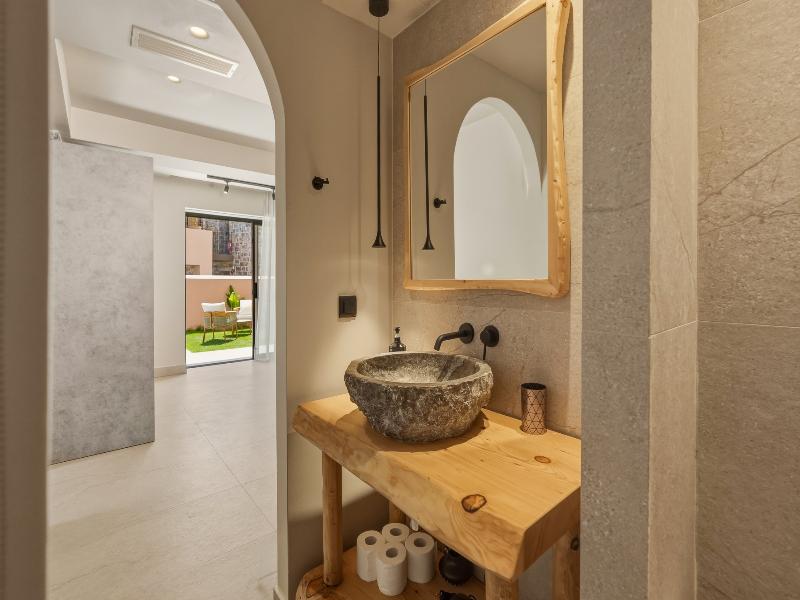 Volta Seaside Boutique Hotel image