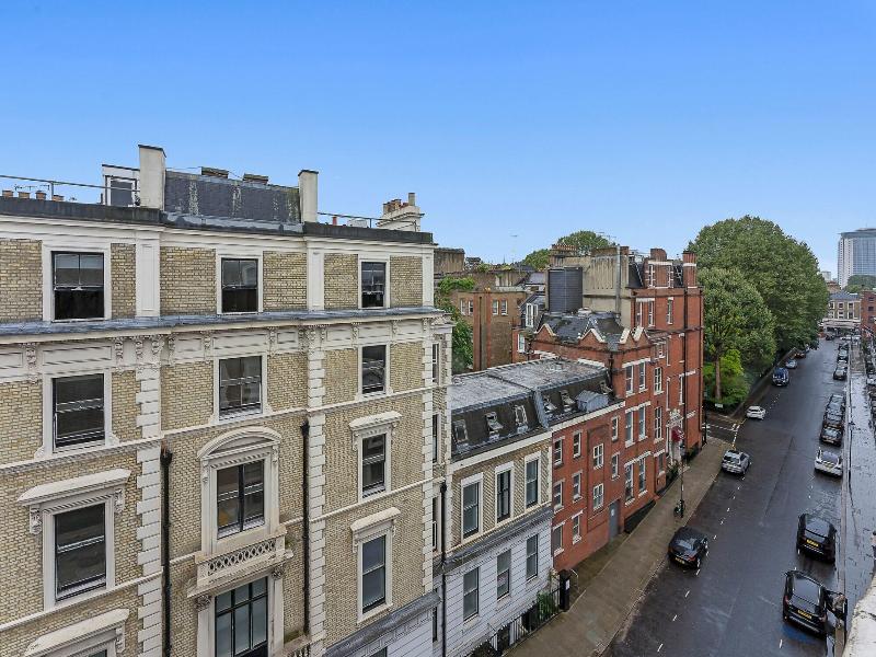 Cleveland Residences Kensington image