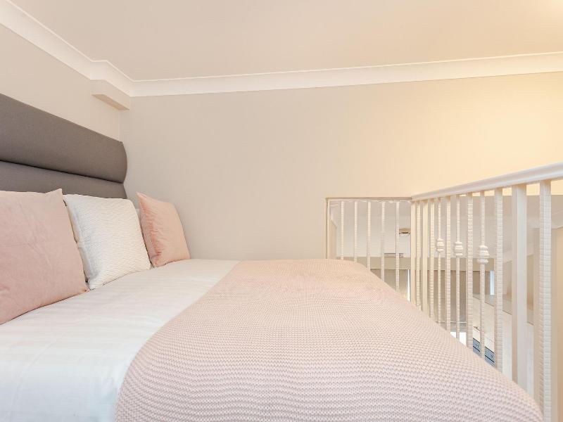 Cleveland Residences Kensington image