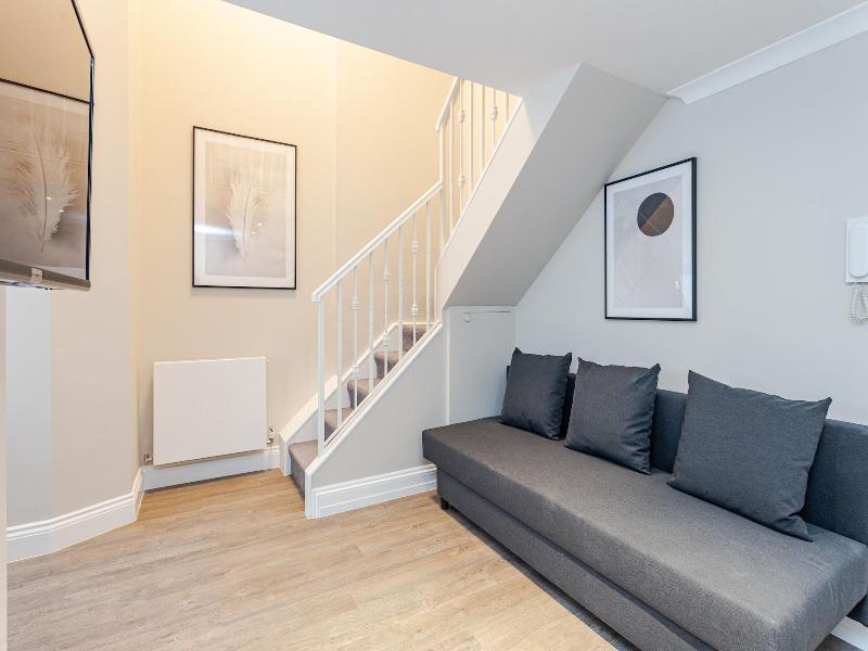 Cleveland Residences Kensington image