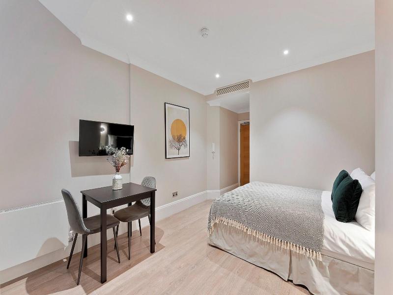 Cleveland Residences Kensington image