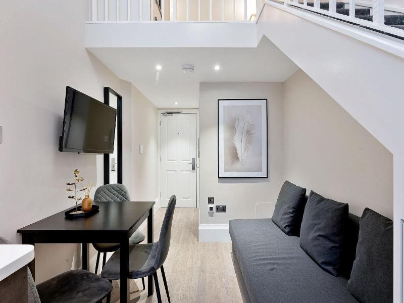 Cleveland Residences Kensington image