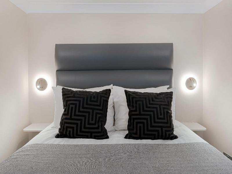 Cleveland Residences Kensington image