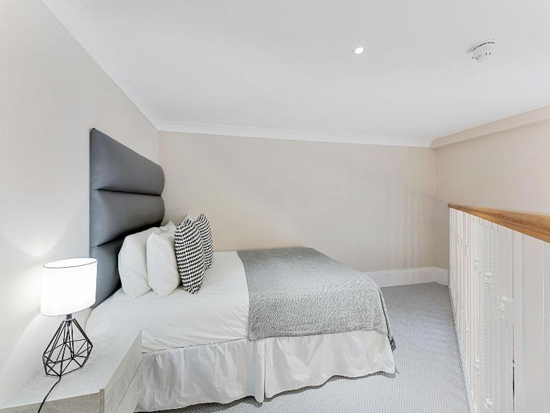 Cleveland Residences Kensington image