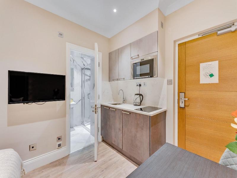 Cleveland Residences Kensington image