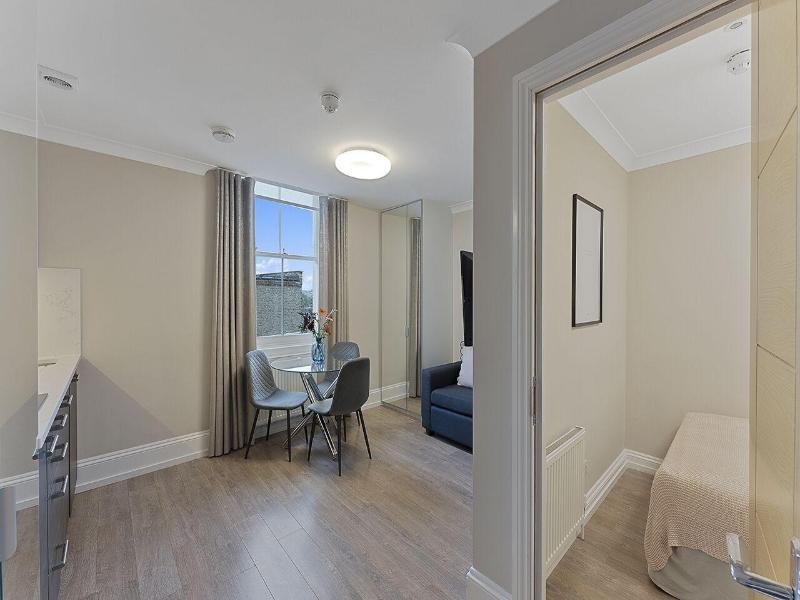 Cleveland Residences Kensington image