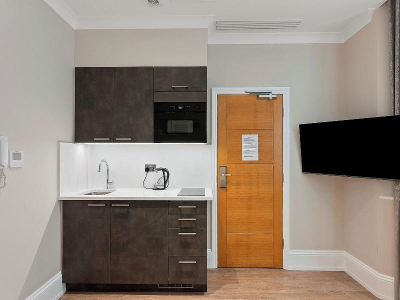 Cleveland Residences Kensington image