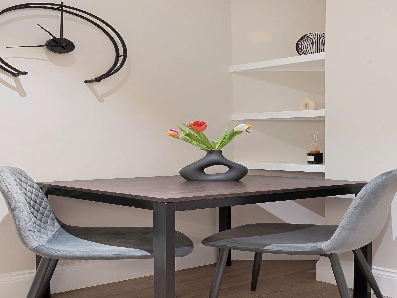 Cleveland Residences Kensington image