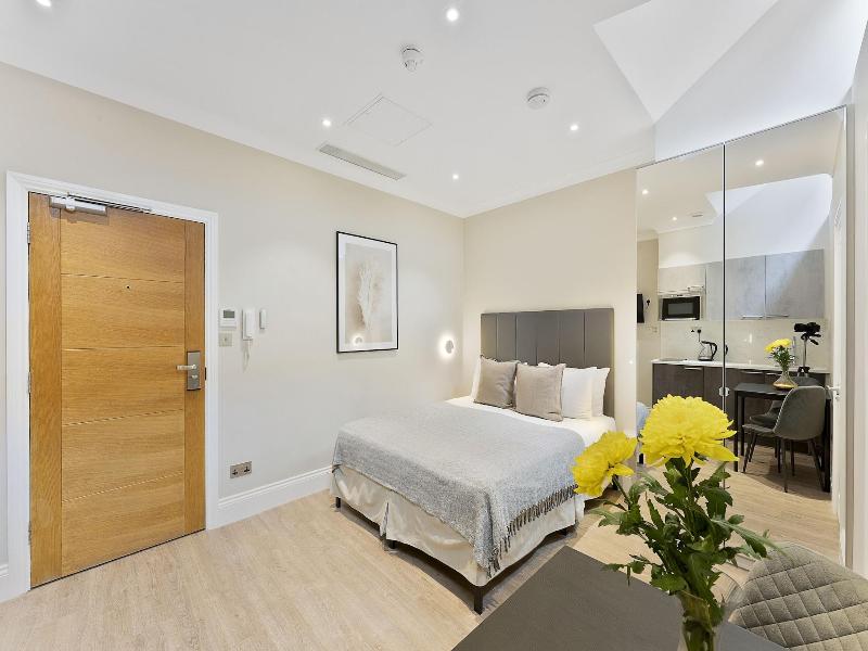 Cleveland Residences Kensington image