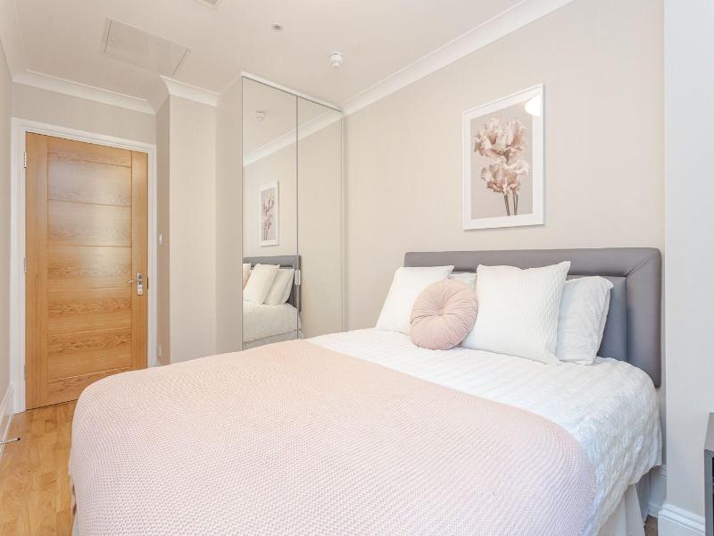 Cleveland Residences Kensington image
