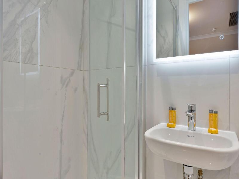 Cleveland Residences Kensington image