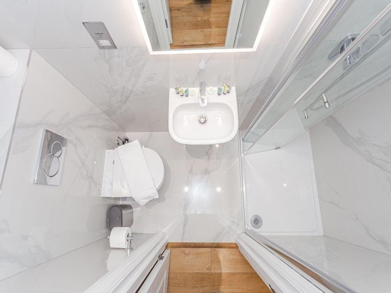 Cleveland Residences Kensington image