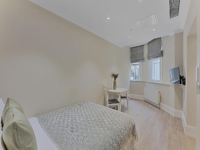 Cleveland Residences Kensington image