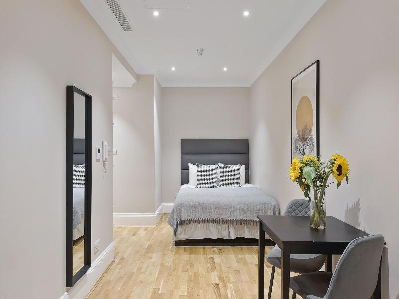 Cleveland Residences Kensington image