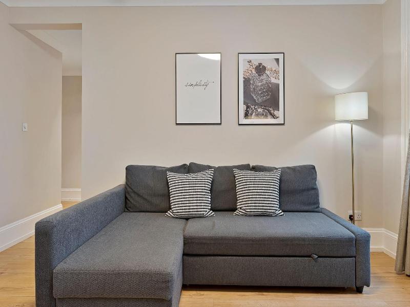 Cleveland Residences Kensington image