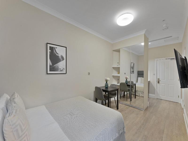 Cleveland Residences Kensington image