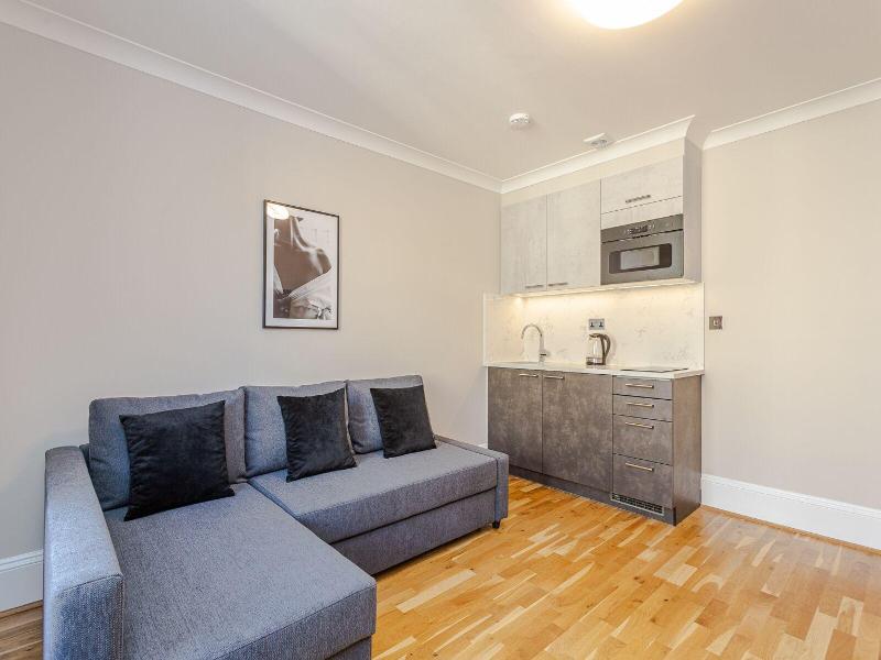 Cleveland Residences Kensington image