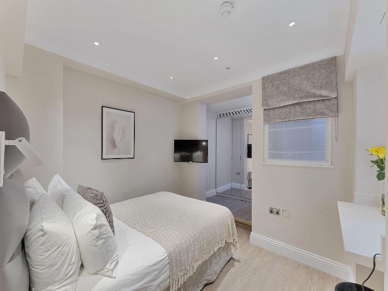 Cleveland Residences Kensington image