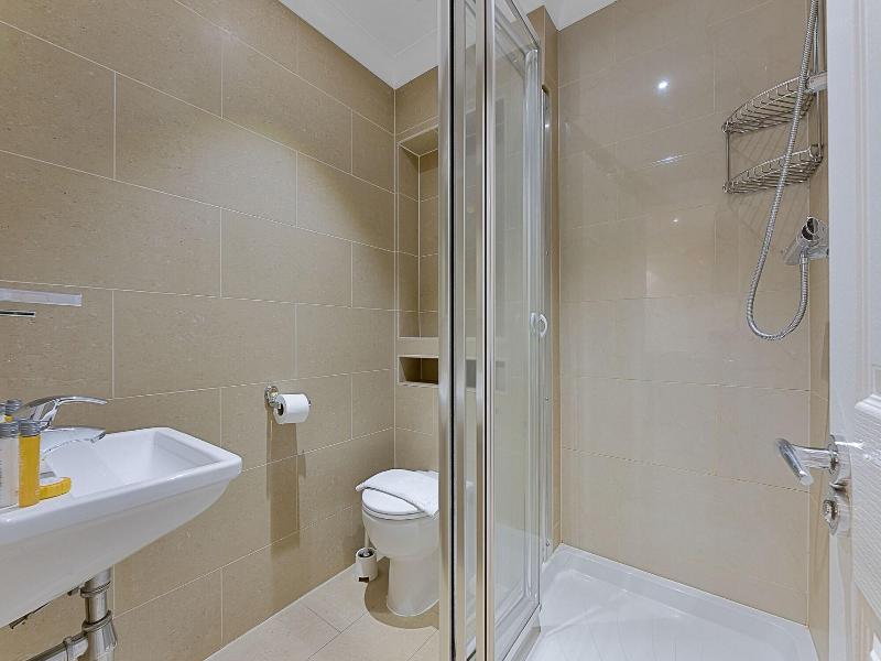 Cleveland Residences Kensington image