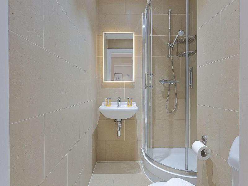 Cleveland Residences Kensington image