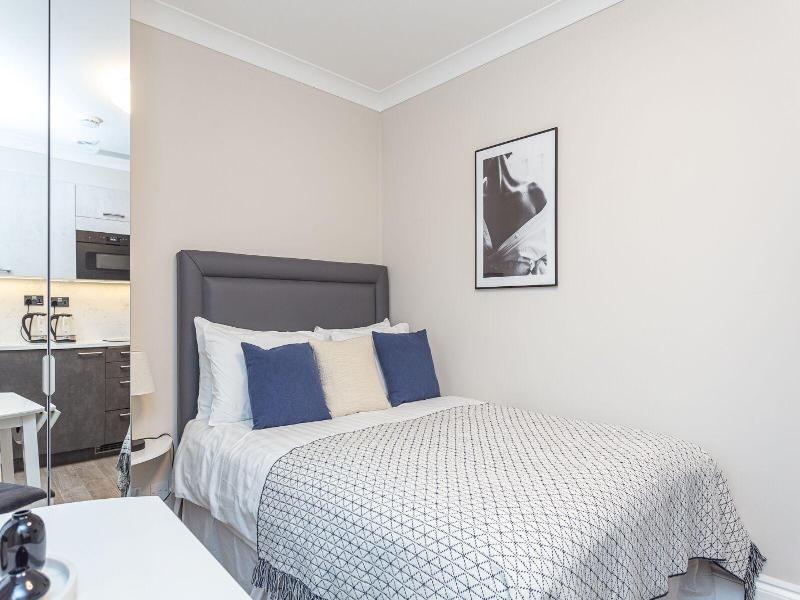 Cleveland Residences Kensington image