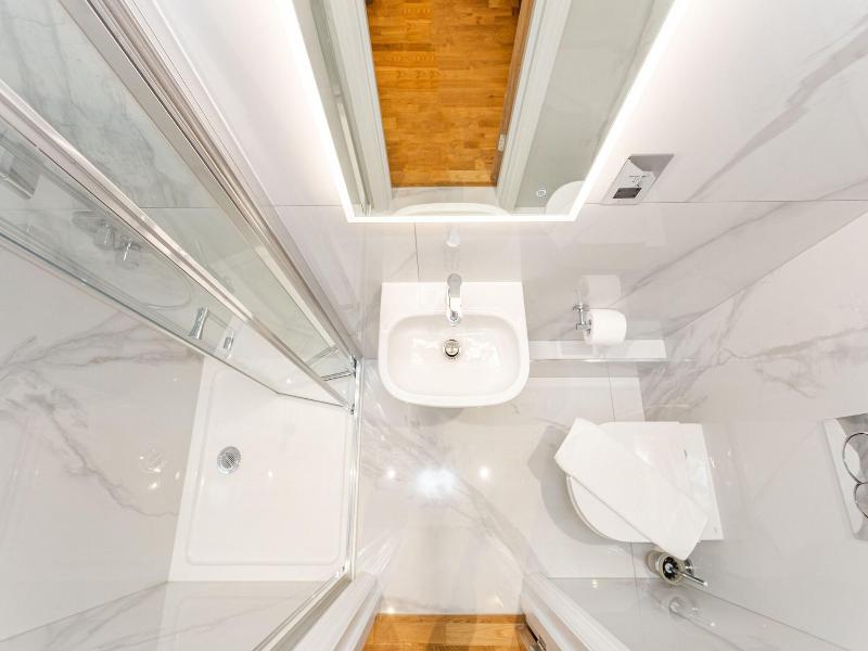 Cleveland Residences Kensington image