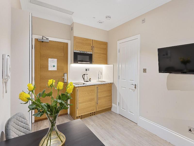 Cleveland Residences Kensington image