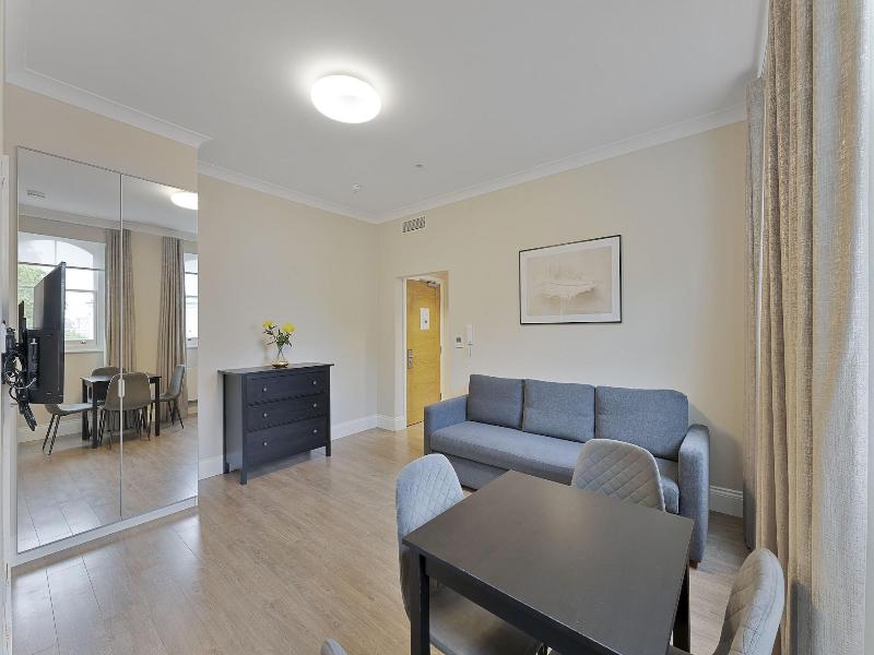 Cleveland Residences Kensington image