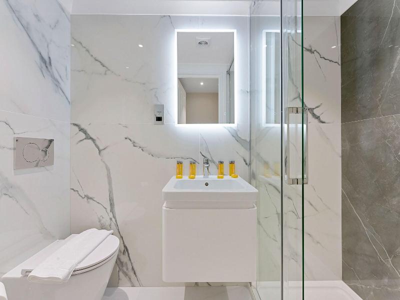 Cleveland Residences Kensington image