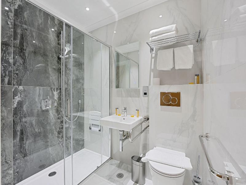 Cleveland Residences Kensington image