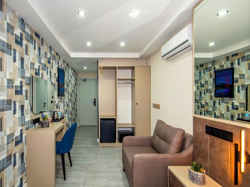 Cosi̇nus Ai̇rport Hotel image