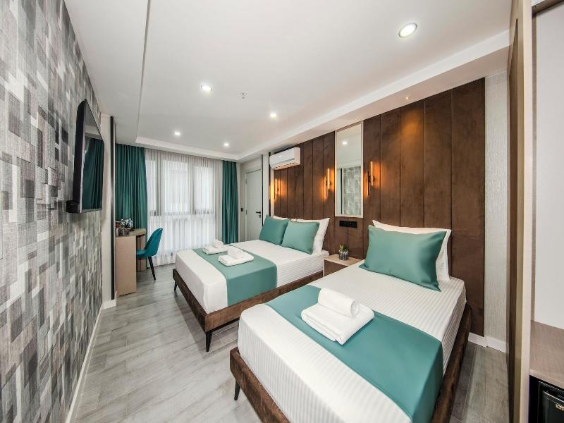 Cosi̇nus Ai̇rport Hotel image