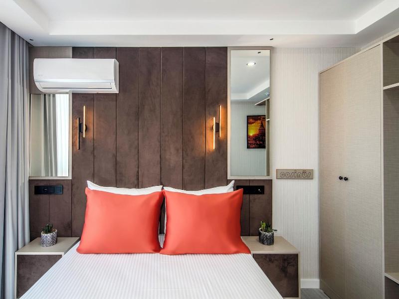 Cosi̇nus Ai̇rport Hotel image