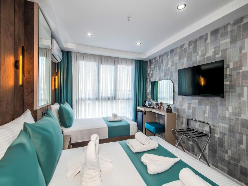 Cosi̇nus Ai̇rport Hotel image
