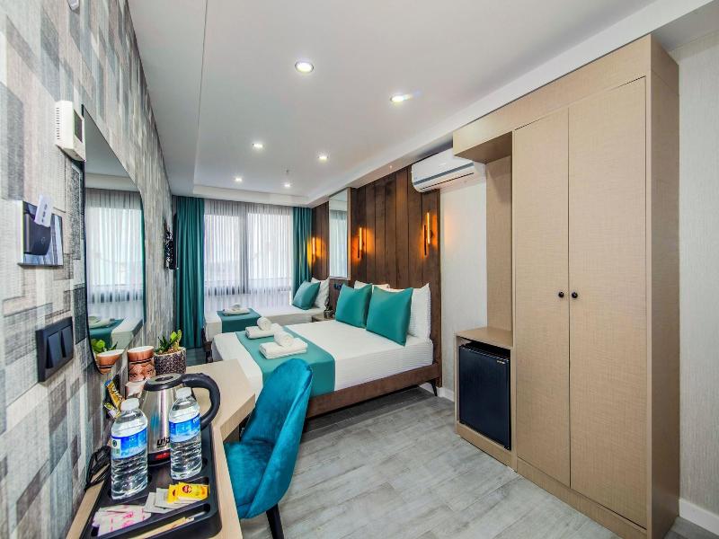 Cosi̇nus Ai̇rport Hotel image