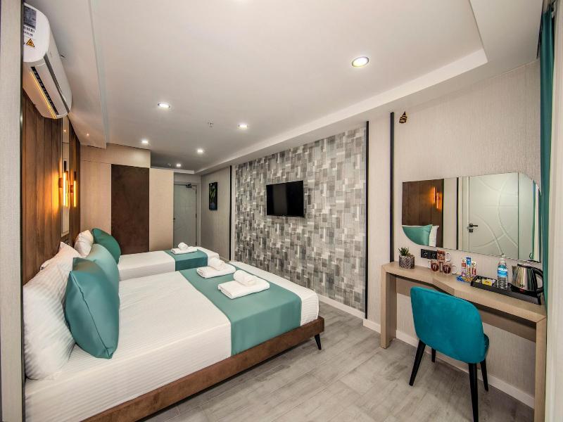 Cosi̇nus Ai̇rport Hotel image