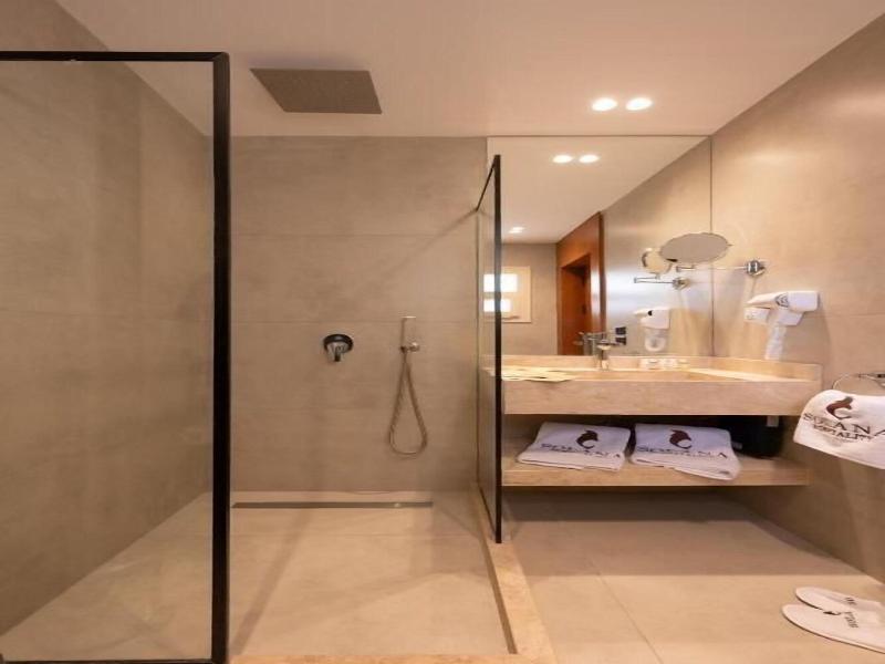 Solana Sky Pool Boutique Hotel image