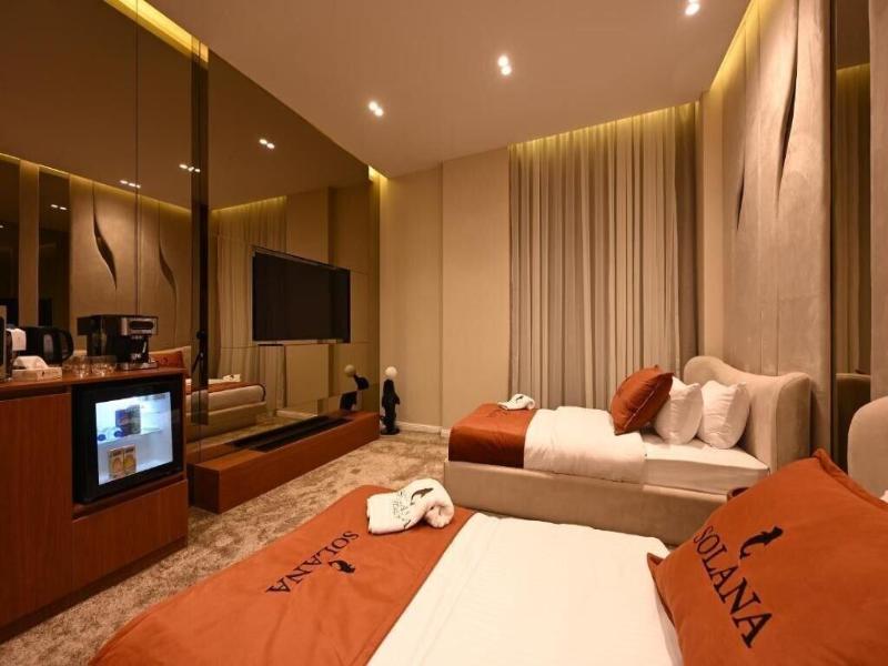 Solana Sky Pool Boutique Hotel image