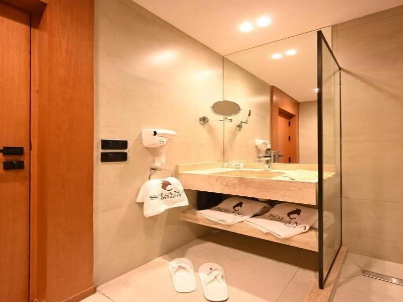 Solana Sky Pool Boutique Hotel image