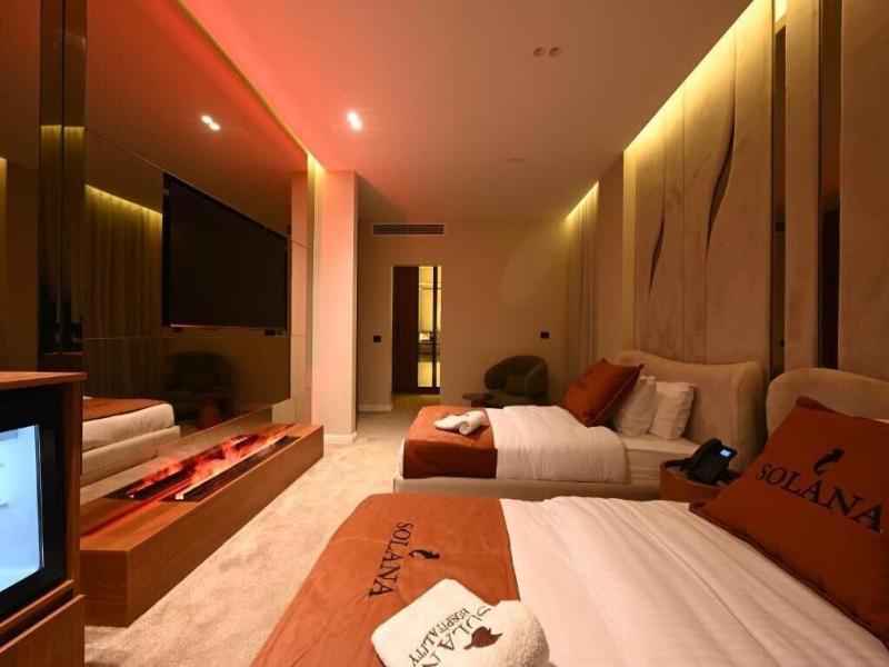 Solana Sky Pool Boutique Hotel image