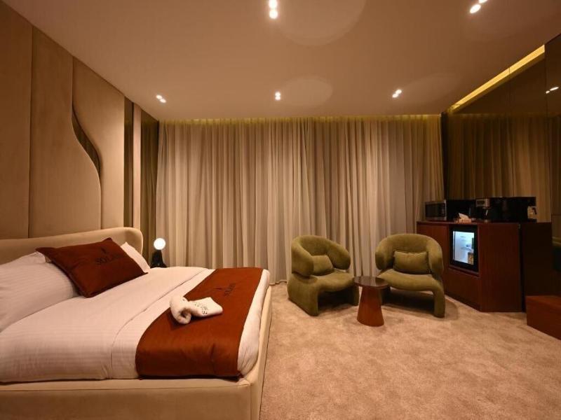 Solana Sky Pool Boutique Hotel image