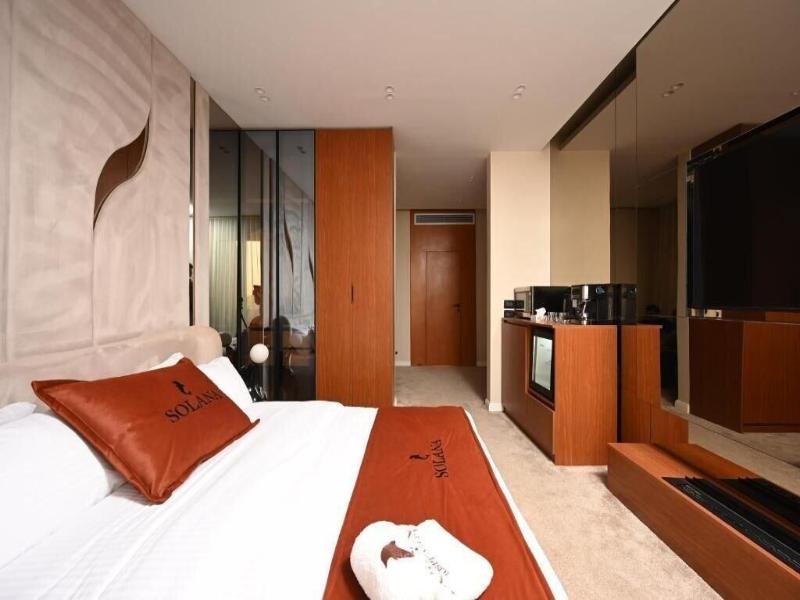 Solana Sky Pool Boutique Hotel image