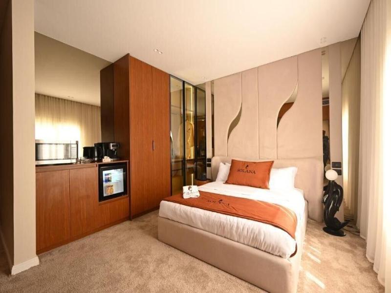 Solana Sky Pool Boutique Hotel image