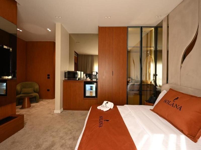 Solana Sky Pool Boutique Hotel image