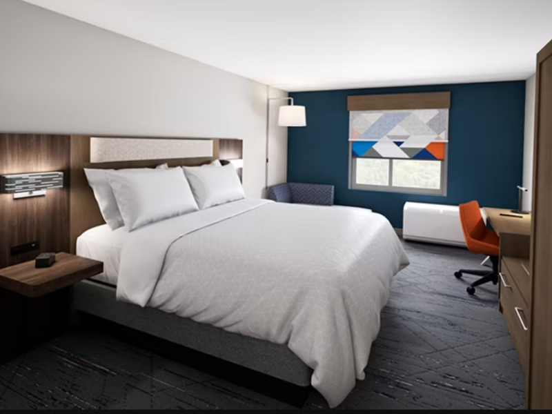 Holiday Inn Express Plainwell by IHG image