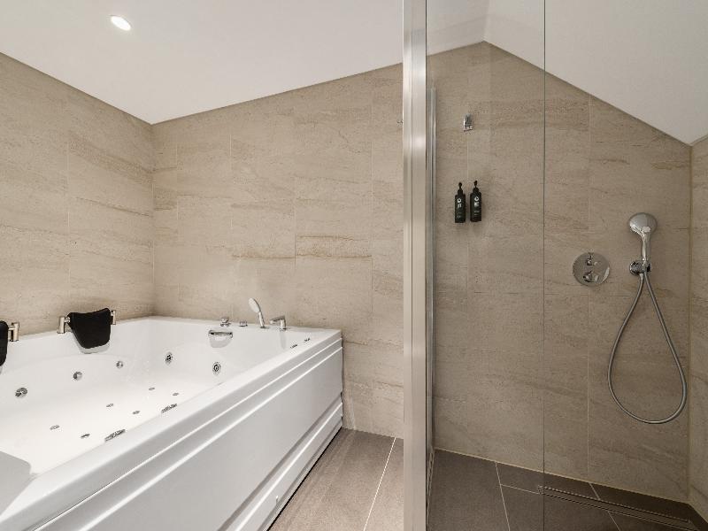 Ramada By Wyndham  Istanbul Airport Arnavutkoy image